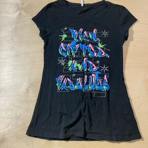 Zenana Outfitters Black Tee Size Large (LQ)